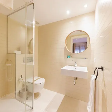 Bravissimo Placa Catalunya 2-2, Duplex アパート *
