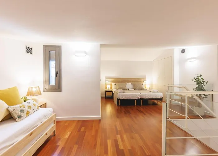 Bravissimo Placa Catalunya 2-2, Duplex * Girona
