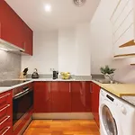 Apartment Bravissimo Placa Catalunya 2-2, Duplex *