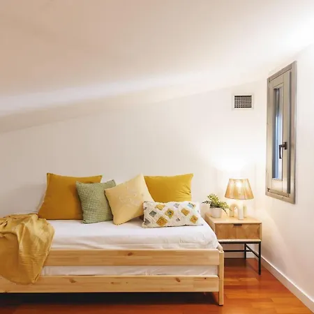 Bravissimo Placa Catalunya 2-2, Duplex דירה